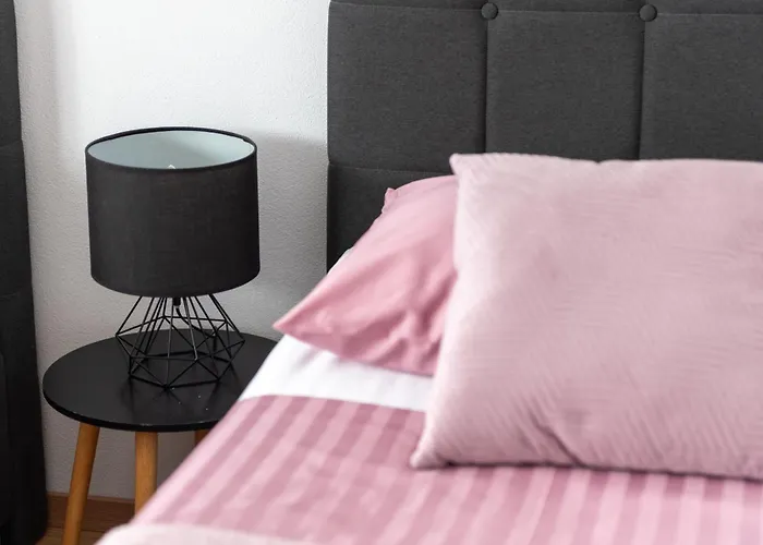 Ivi 公寓 特罗吉尔